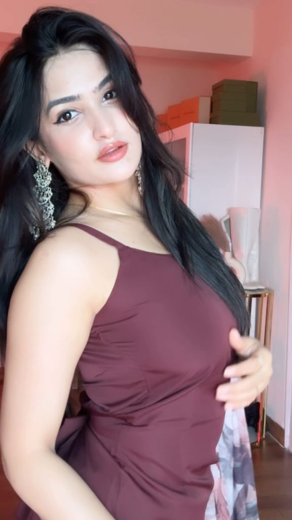 sassy poonam looks boobs
