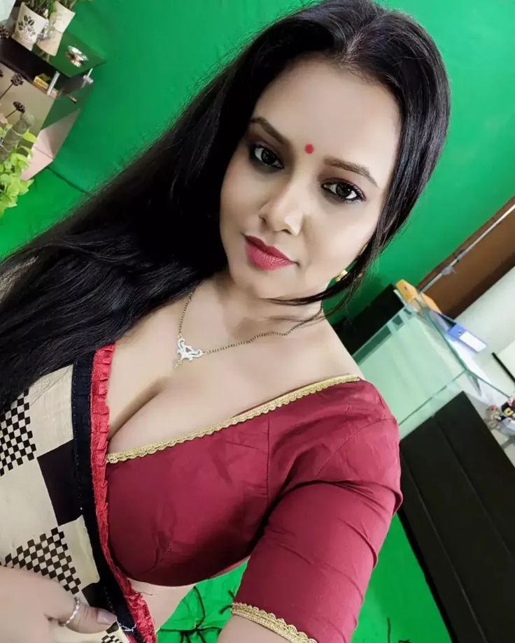 priya gamre beautiful hot
