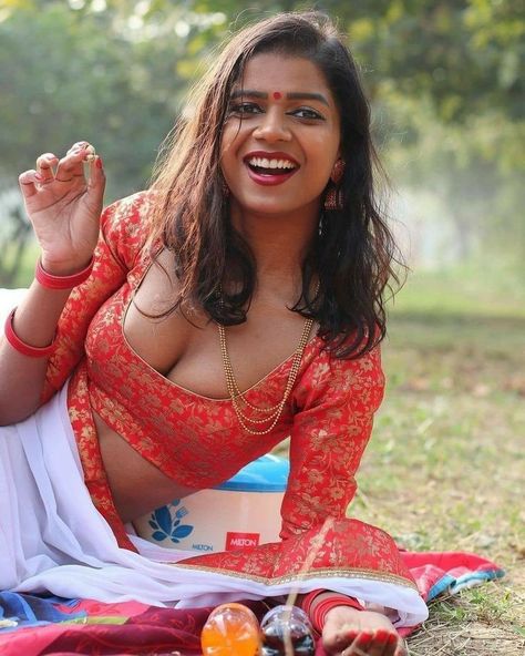 khyati shree poses xxx sex
