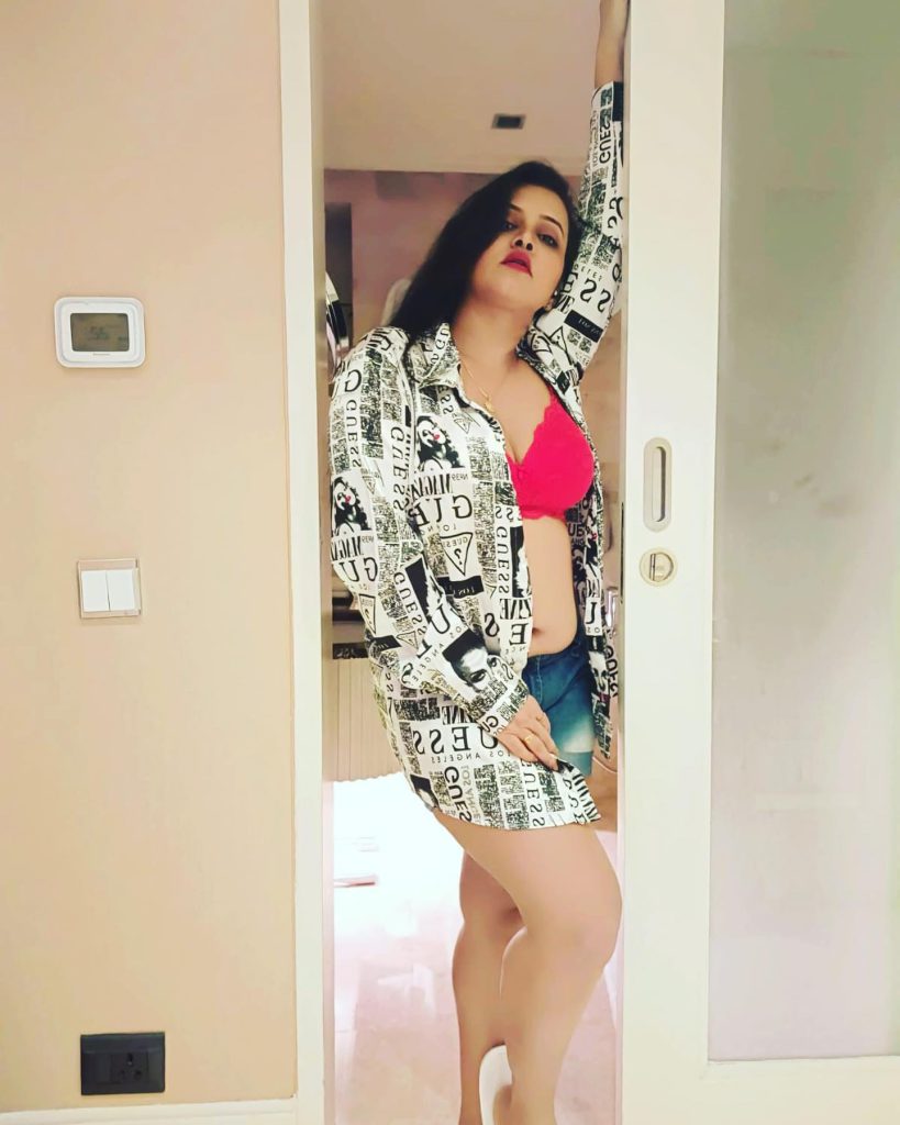 priya gamre looks pussy
