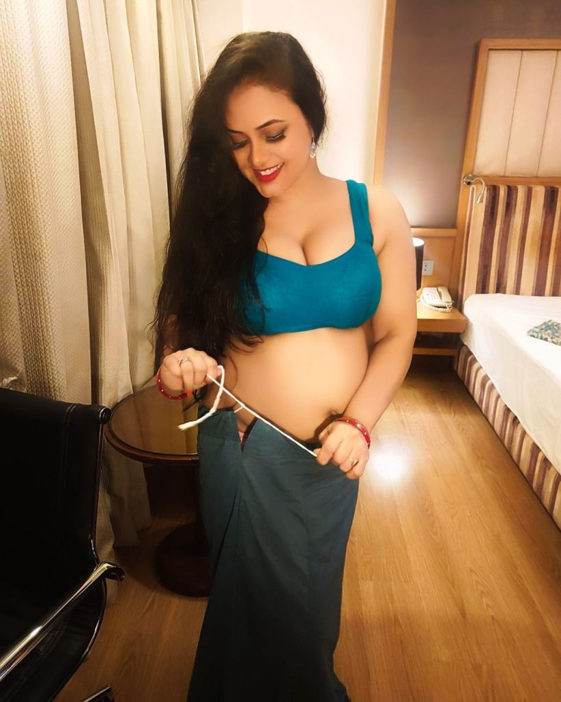 priya gamre looks fuck
