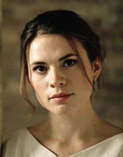 hayley atwell poses xxx porn
