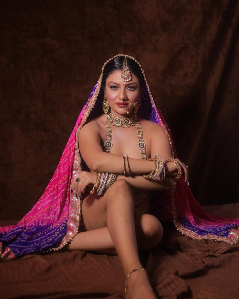 khushi mukherjee naked
