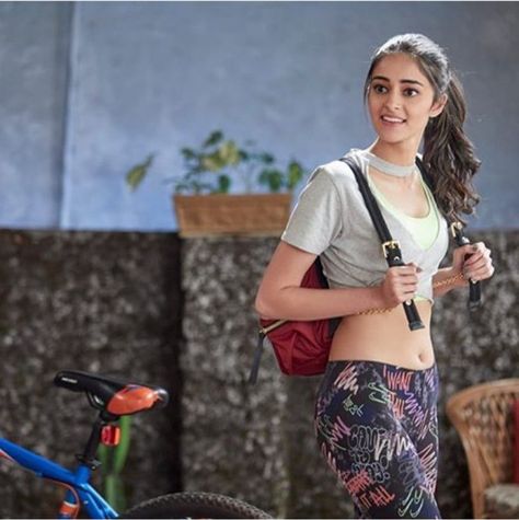 ananya pandey hot xxx
