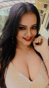 priya gamre beautiful hot photos
