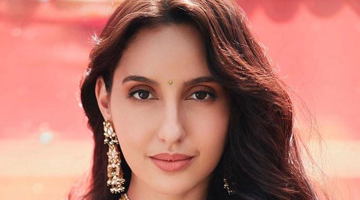 nora fatehi modeling xxx 
