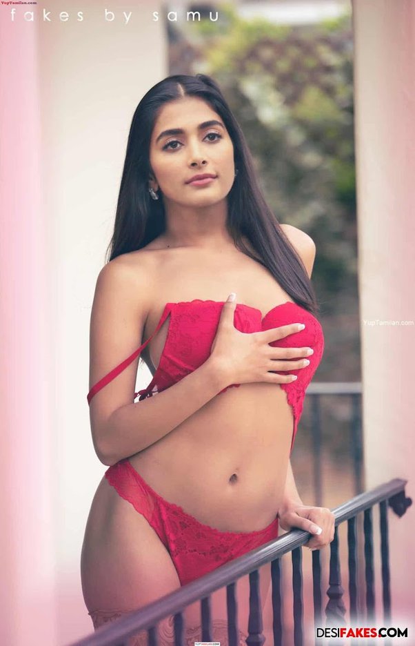 pooja hegde poses xxx 
