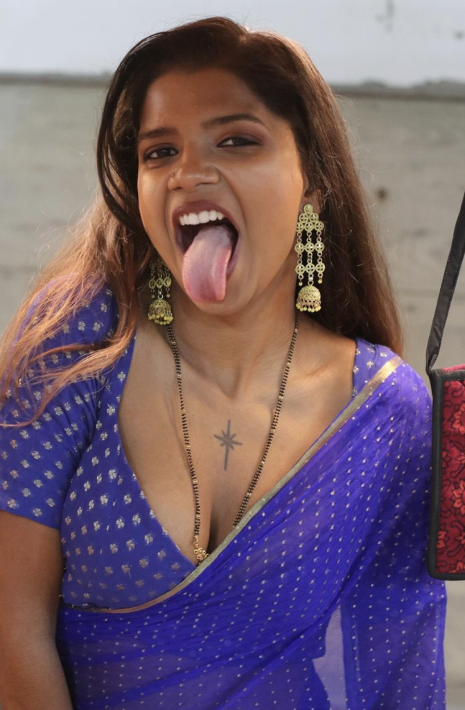 khyati shree looks sex
