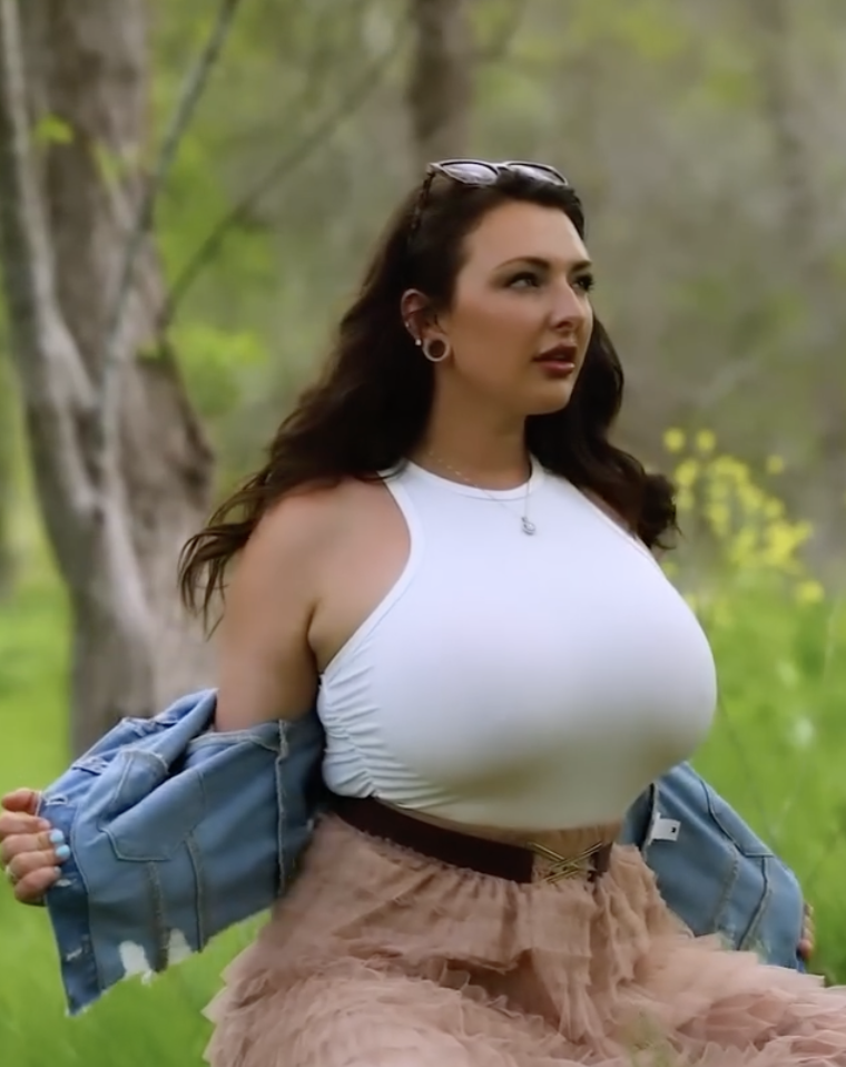 gabby stone looks ass