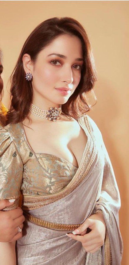 tamanna bhatia looks sex
