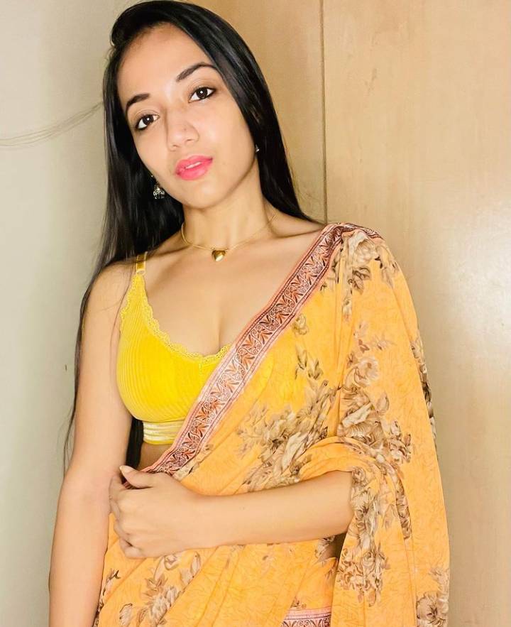 mishti basu looks sexy
