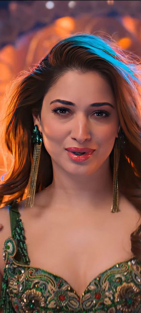 tamanna bhatia looks xxx porn
