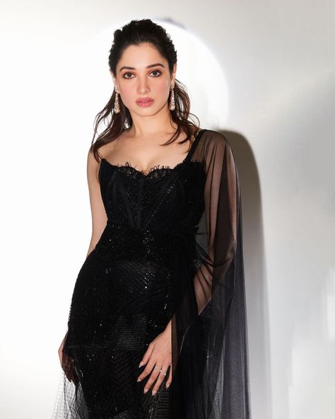 tamanna bhatia looks porn
