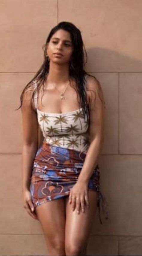 suhana khan sexy
