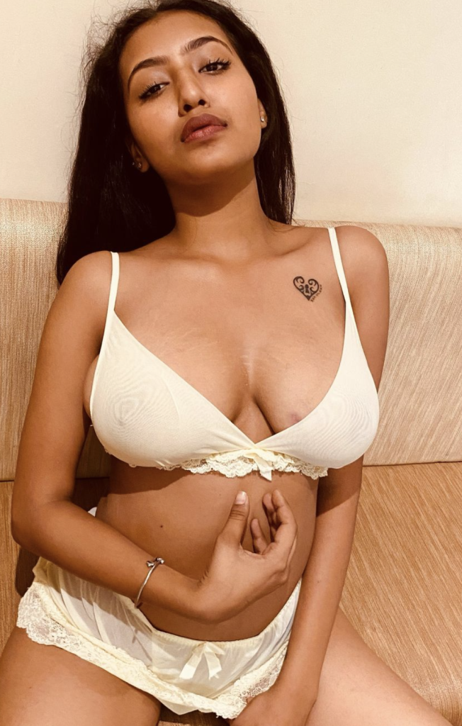 divya mandal ardent sexy
